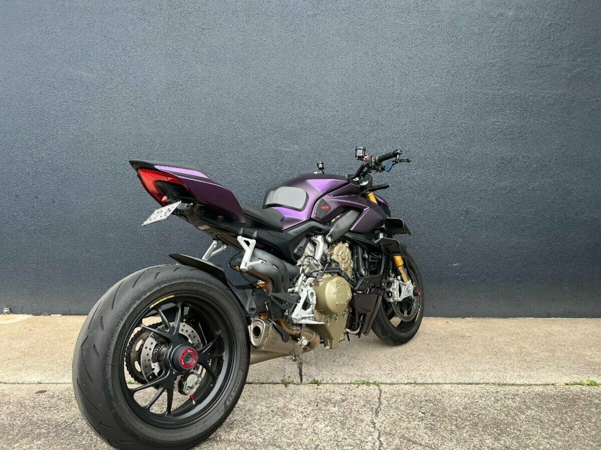 2021 DUCATI STREETFIGHTER V4 SPORTS