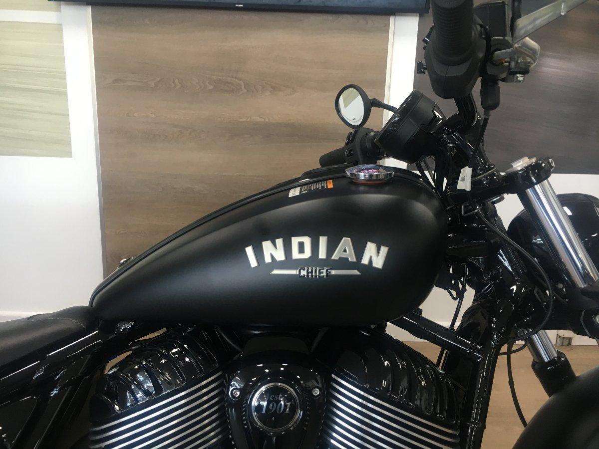 2023 INDIAN CHIEF DARK HORSE CRUISER