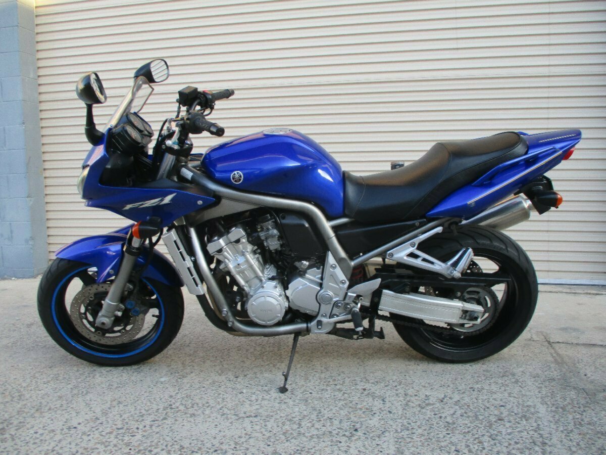 2001 YAMAHA FZ1 FAZER (FZS1000) ROAD