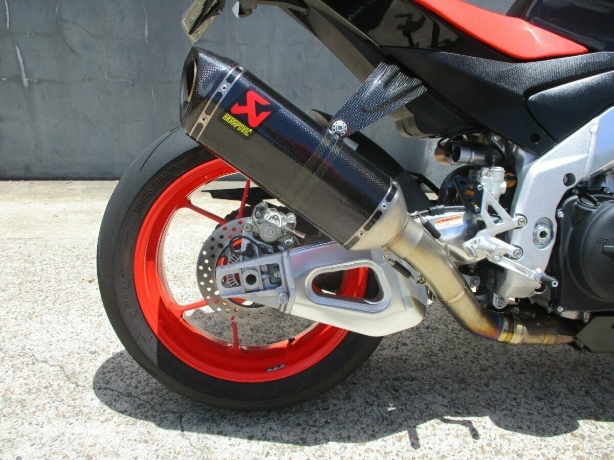 2021 APRILIA TUONO V4 FACTORY SPORTS