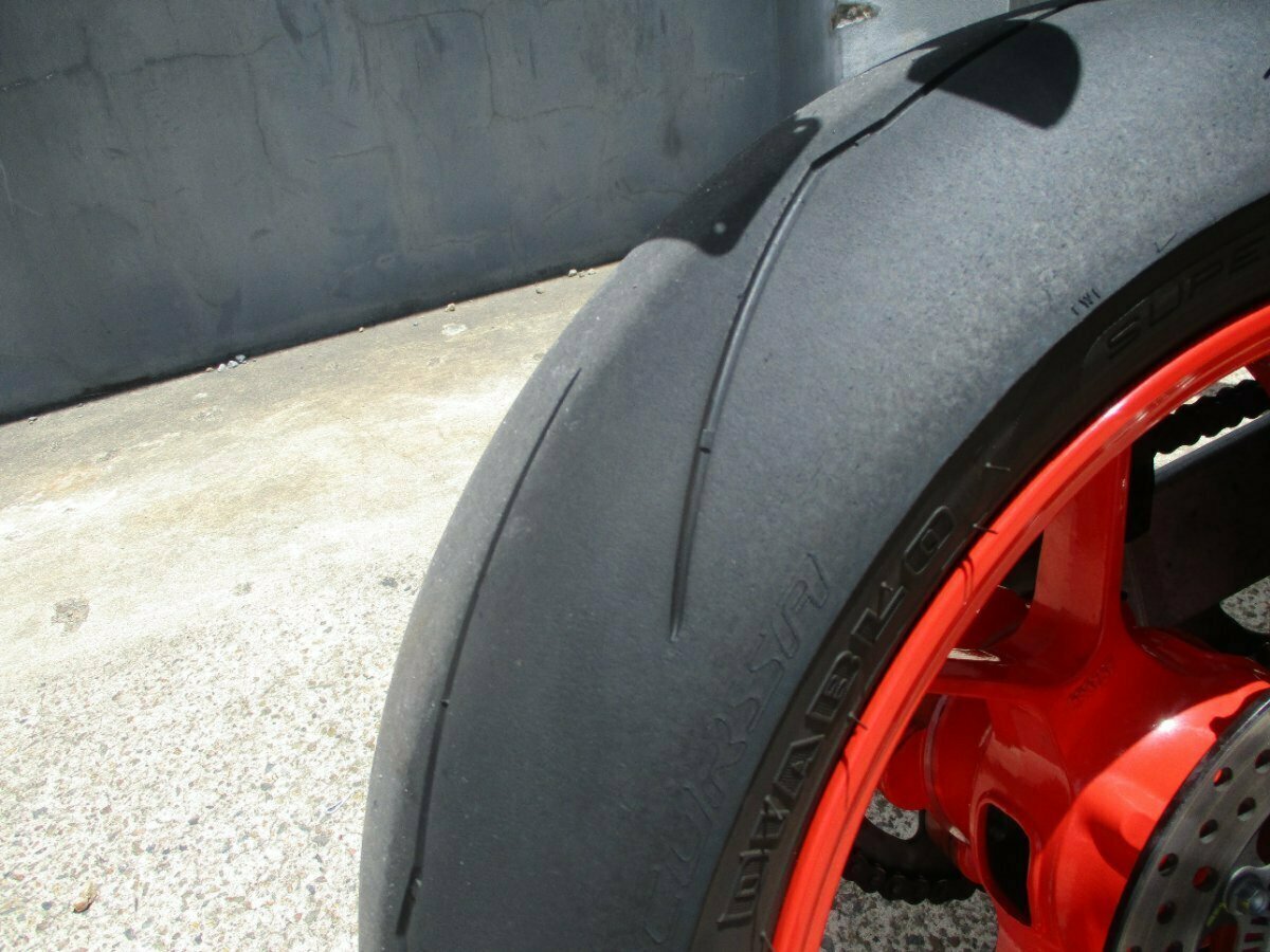 2021 APRILIA TUONO V4 FACTORY SPORTS