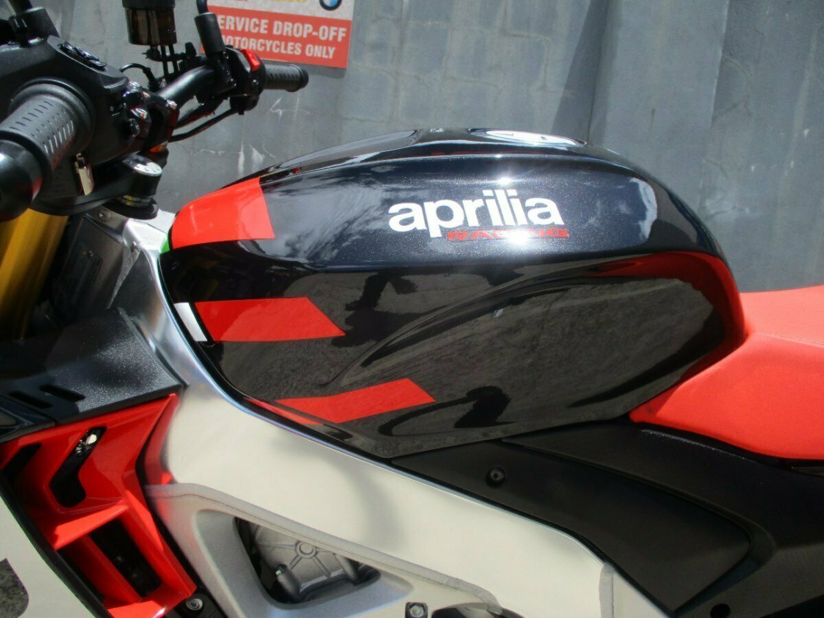 2021 APRILIA TUONO V4 FACTORY SPORTS