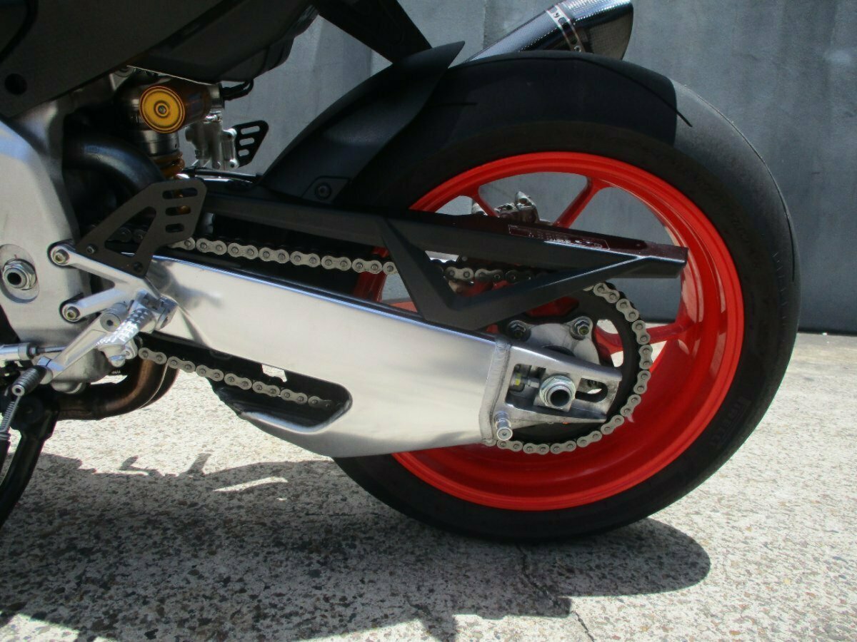 2021 APRILIA TUONO V4 FACTORY SPORTS