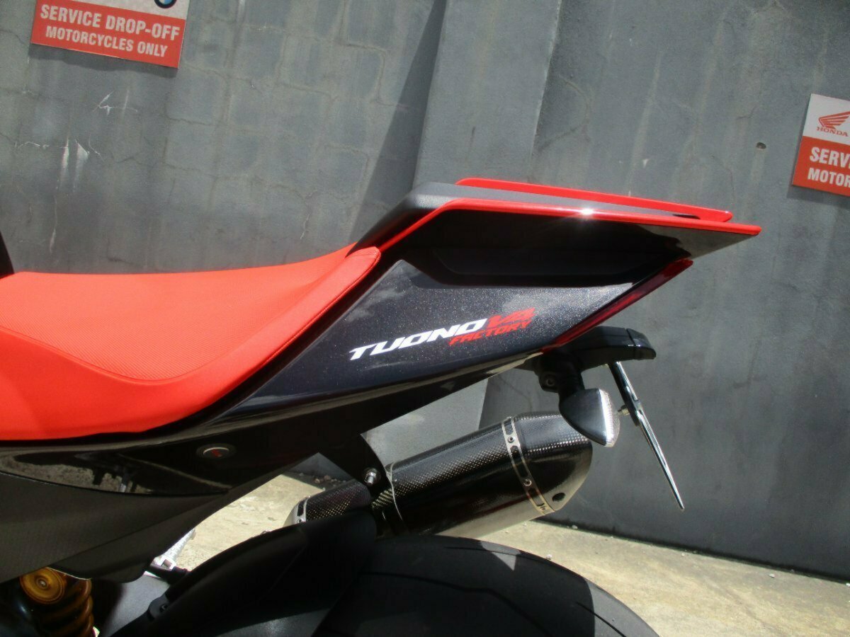 2021 APRILIA TUONO V4 FACTORY SPORTS
