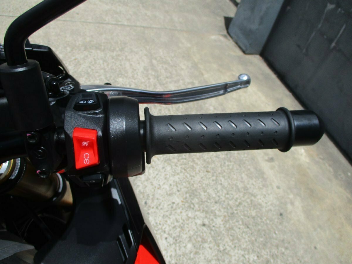 2021 APRILIA TUONO V4 FACTORY SPORTS
