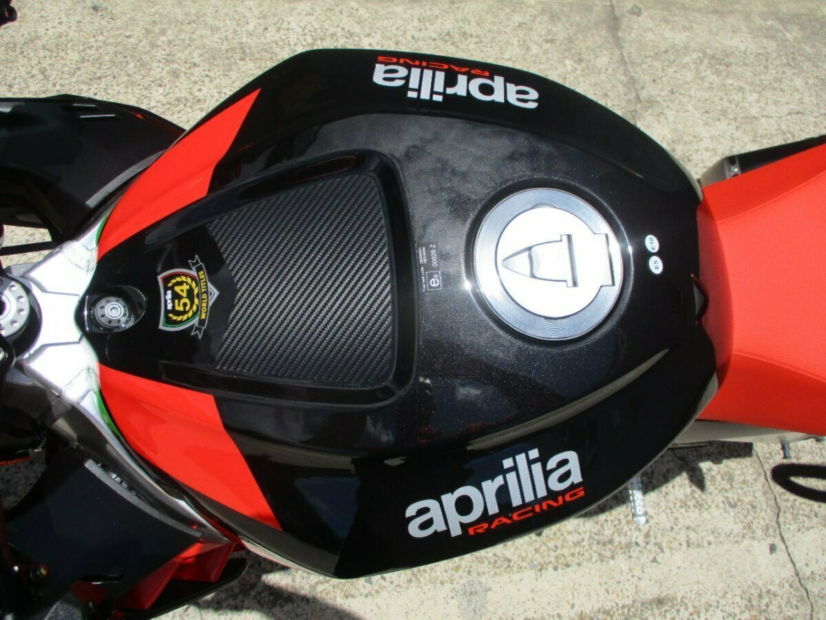 2021 APRILIA TUONO V4 FACTORY SPORTS
