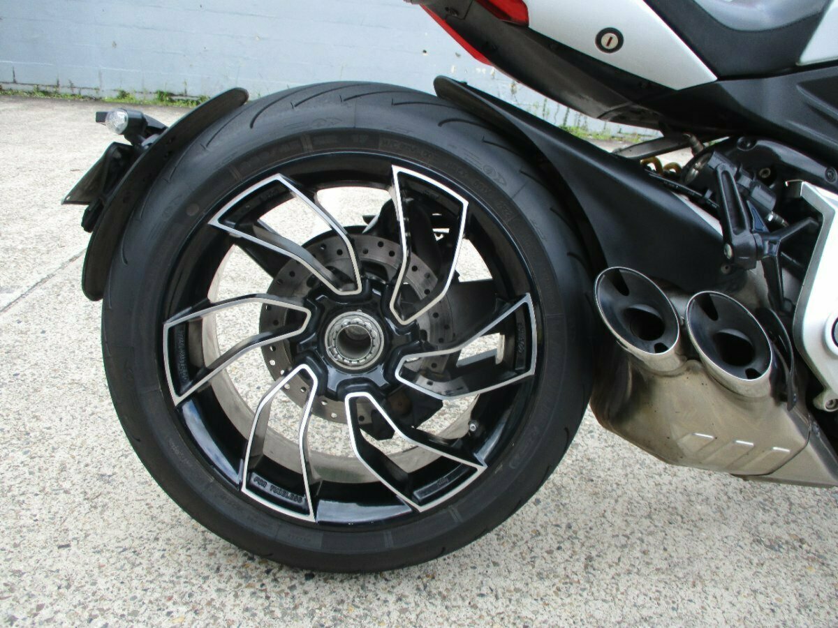 2019 DUCATI XDIAVEL S WHITE CRUISER