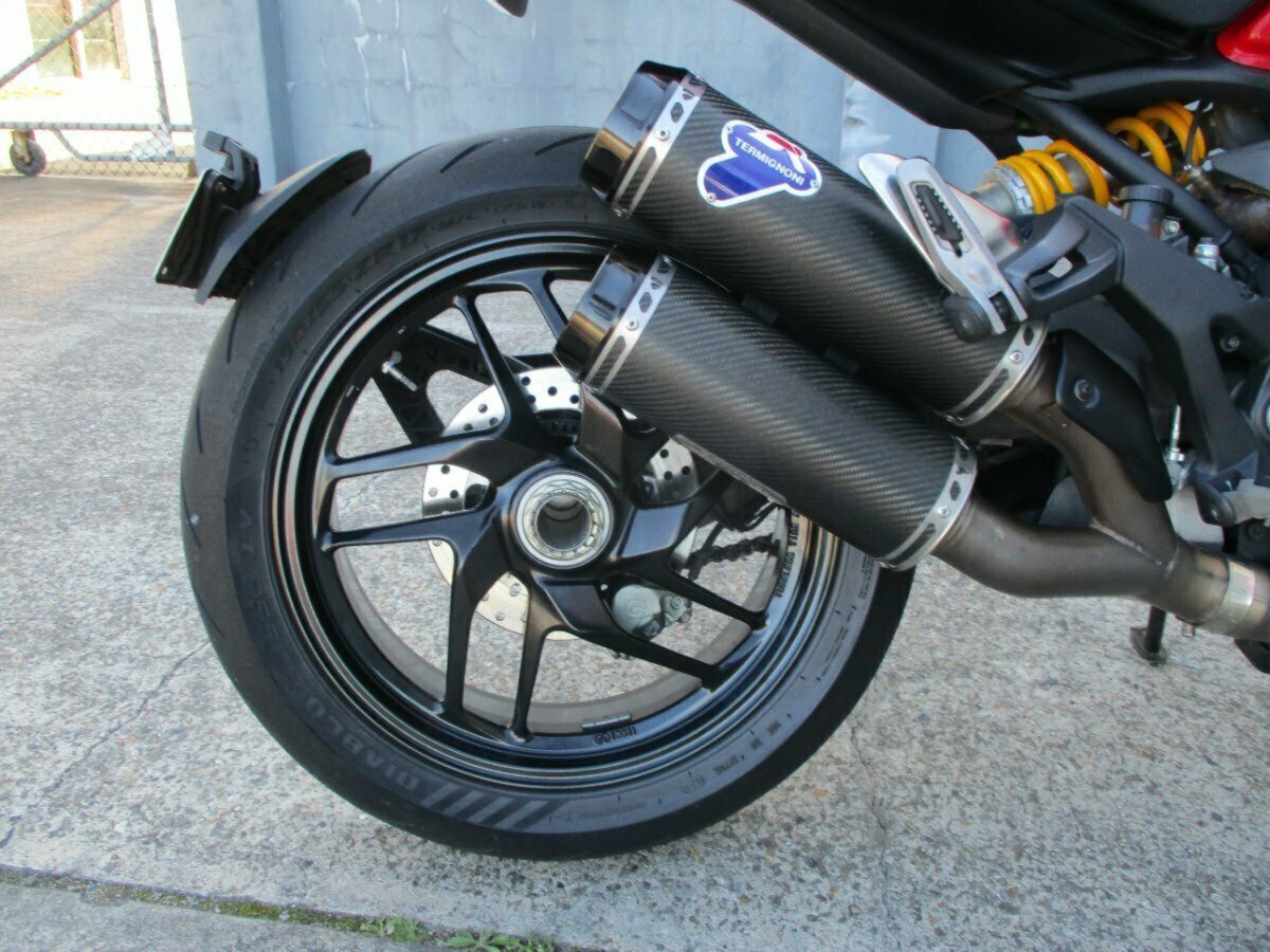 2015 DUCATI MONSTER 1200 ROAD