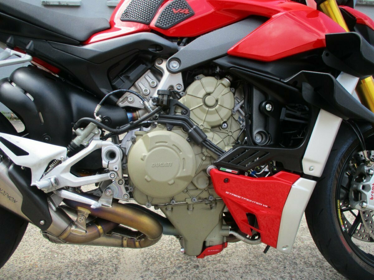 2022 DUCATI STREETFIGHTER V4 S SPORTS