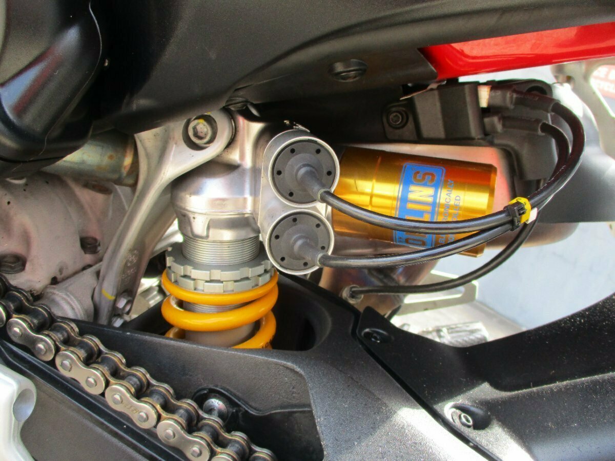 2022 DUCATI STREETFIGHTER V4 S SPORTS
