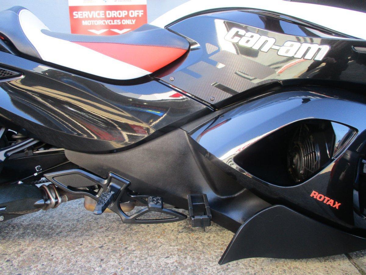 2015 CAN-AM SPYDER RSS SE5 TRIKE