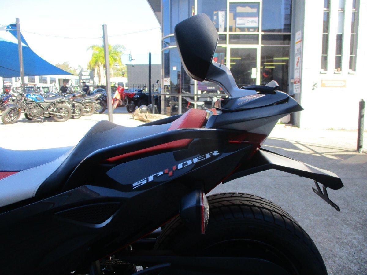 2015 CAN-AM SPYDER RSS SE5 TRIKE