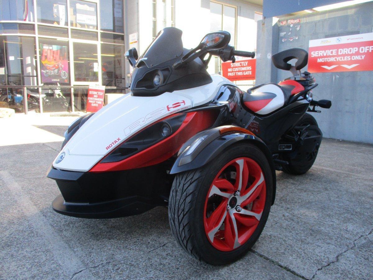 2015 CAN-AM SPYDER RSS SE5 TRIKE