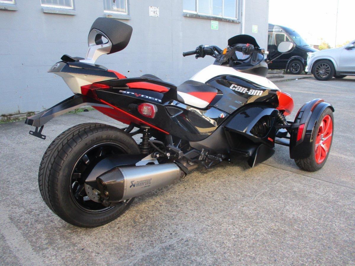 2015 CAN-AM SPYDER RSS SE5 TRIKE