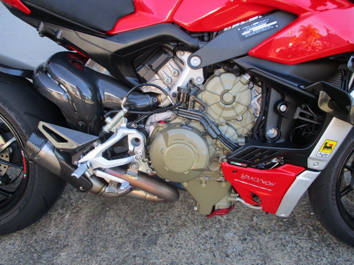 2020 DUCATI STREETFIGHTER V4 SPORTS