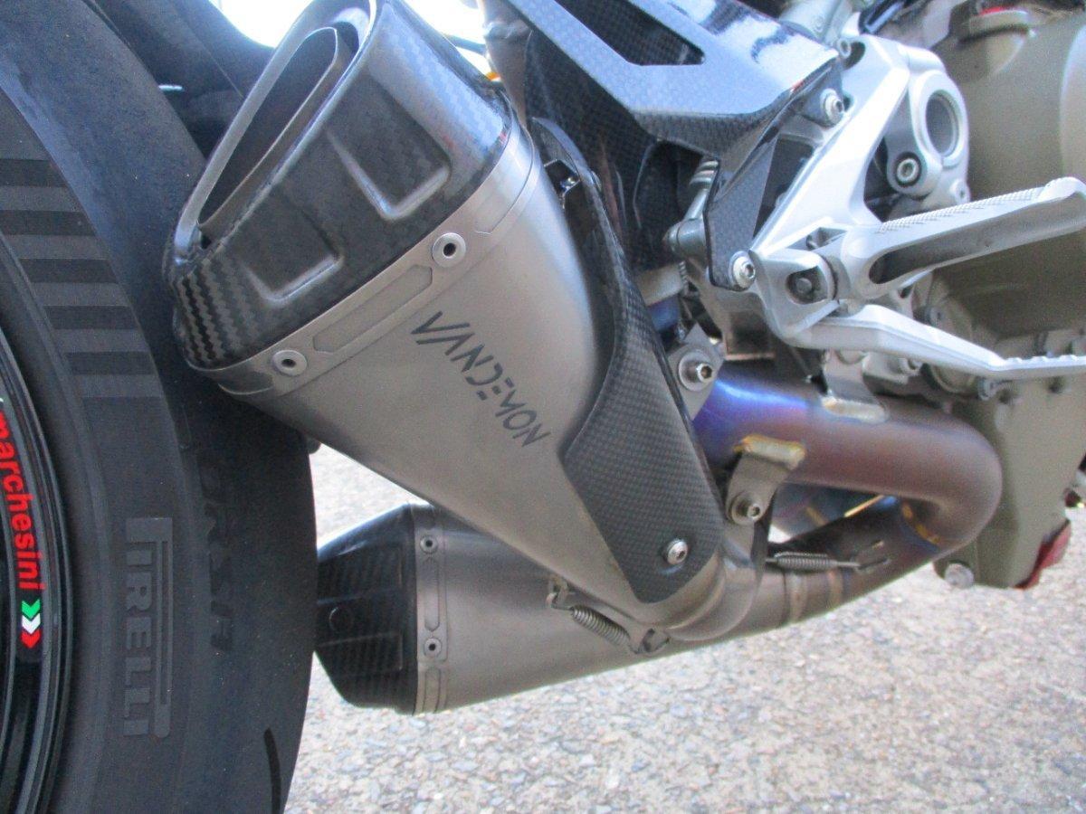 2020 DUCATI STREETFIGHTER V4 SPORTS
