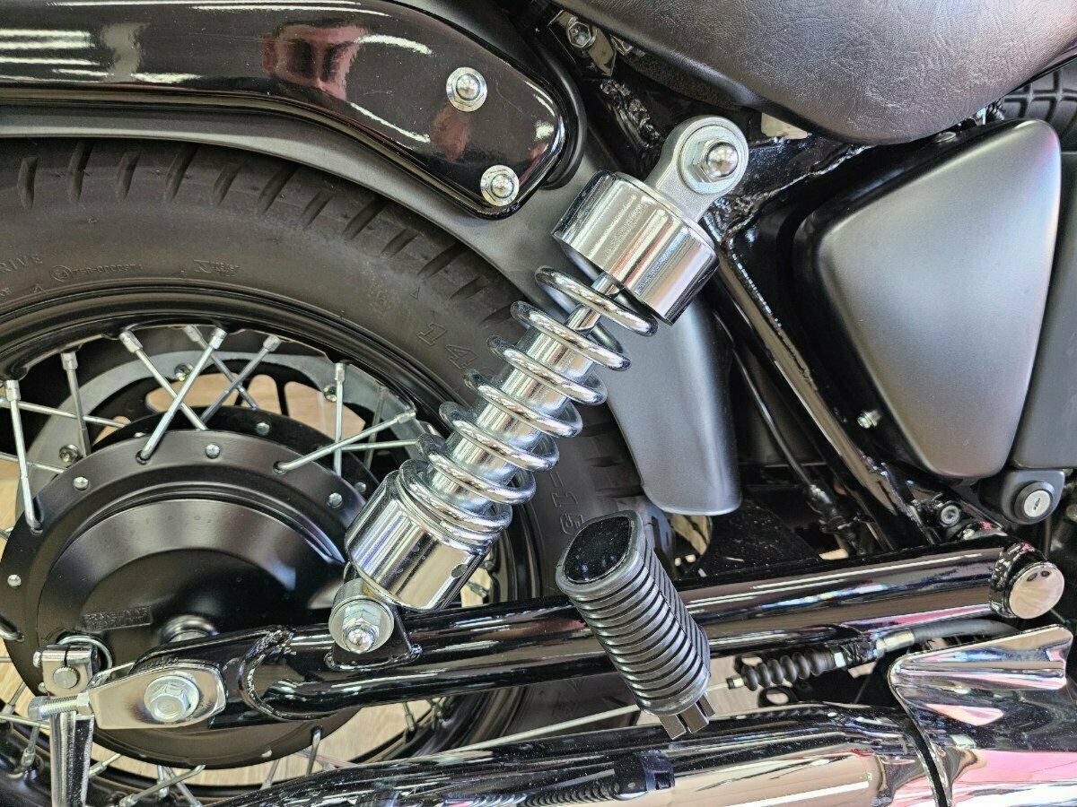 2021 SUZUKI BOULEVARD S40 (LS650B) CRUISER 