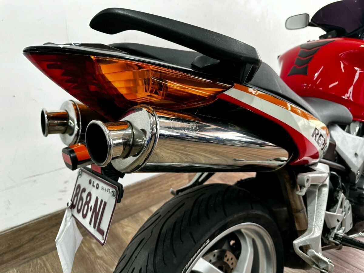 2005 HONDA VFR800F SPORTS 