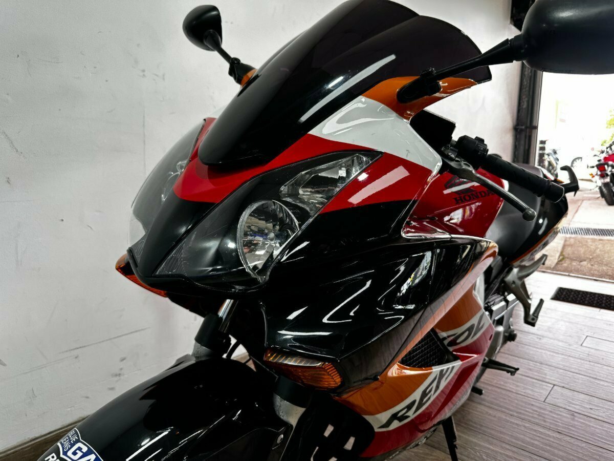 2005 HONDA VFR800F SPORTS 