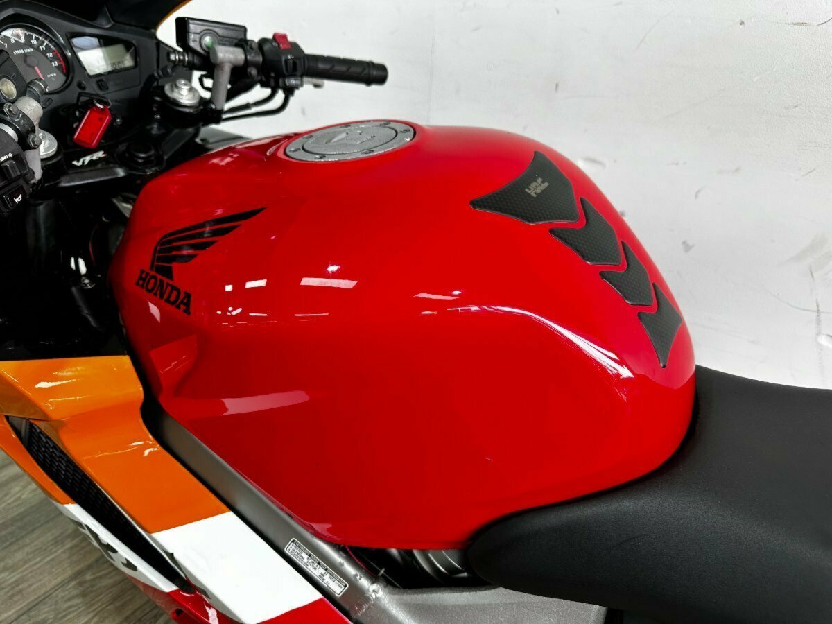 2005 HONDA VFR800F SPORTS 