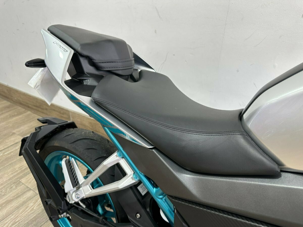 2021 CFMOTO 250 NK ROAD