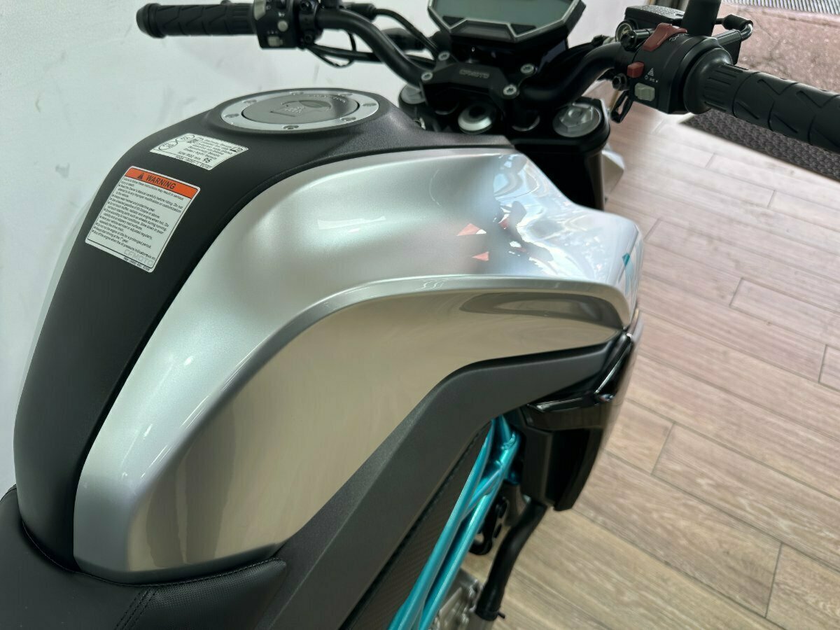 2021 CFMOTO 250 NK ROAD