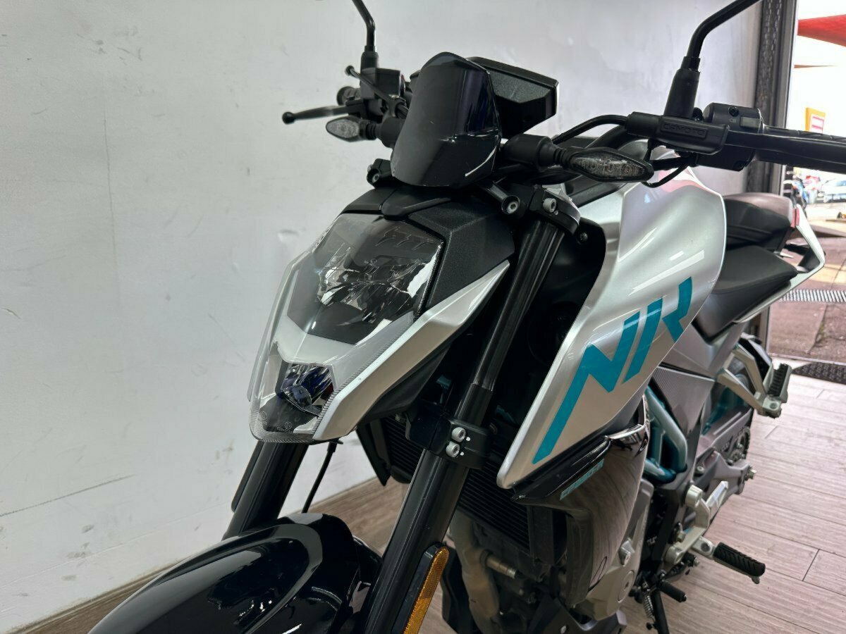 2021 CFMOTO 250 NK ROAD