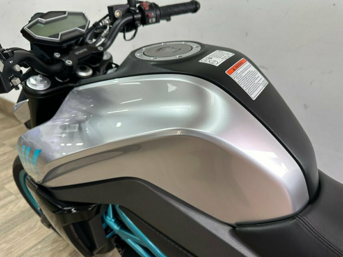2021 CFMOTO 250 NK ROAD