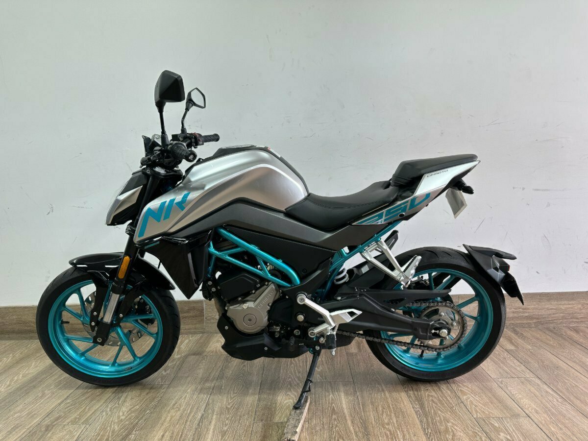 2021 CFMOTO 250 NK ROAD