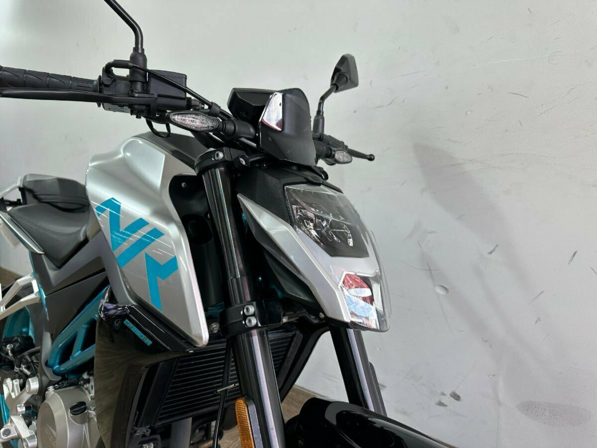 2021 CFMOTO 250 NK ROAD