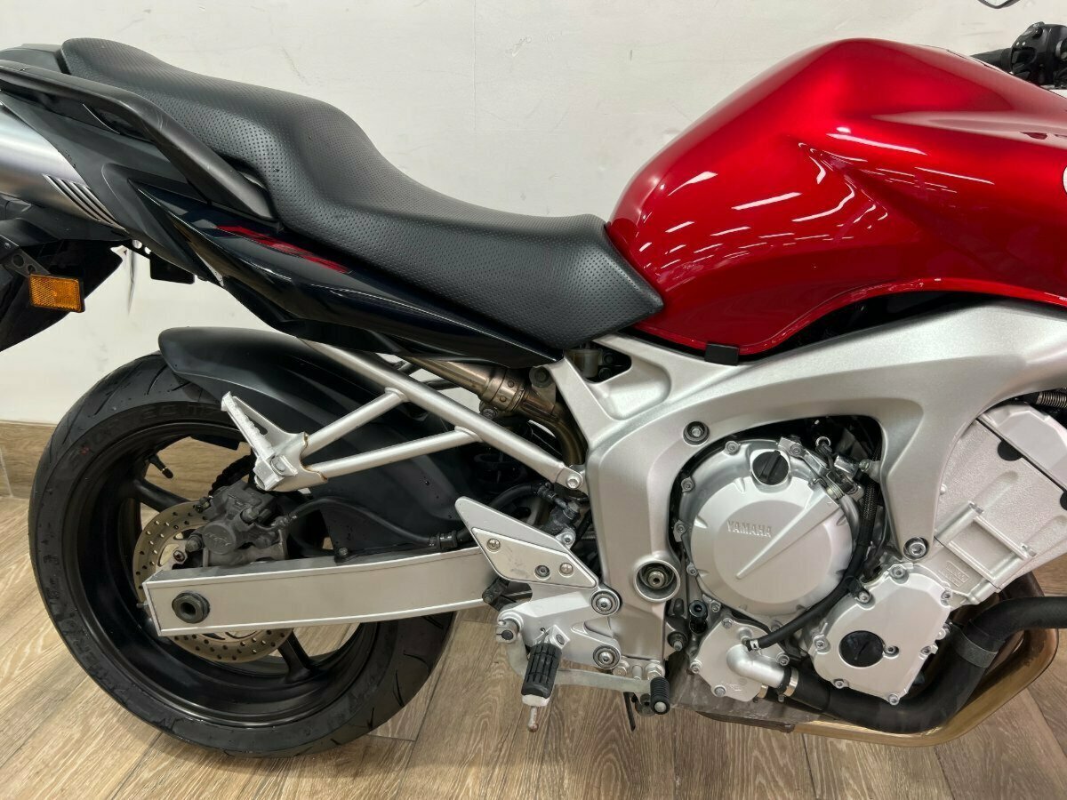 2005 YAMAHA FZ6N ROAD