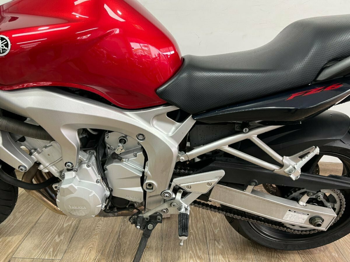 2005 YAMAHA FZ6N ROAD