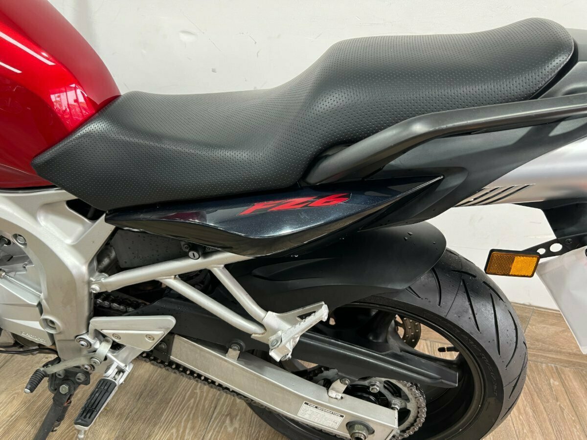 2005 YAMAHA FZ6N ROAD
