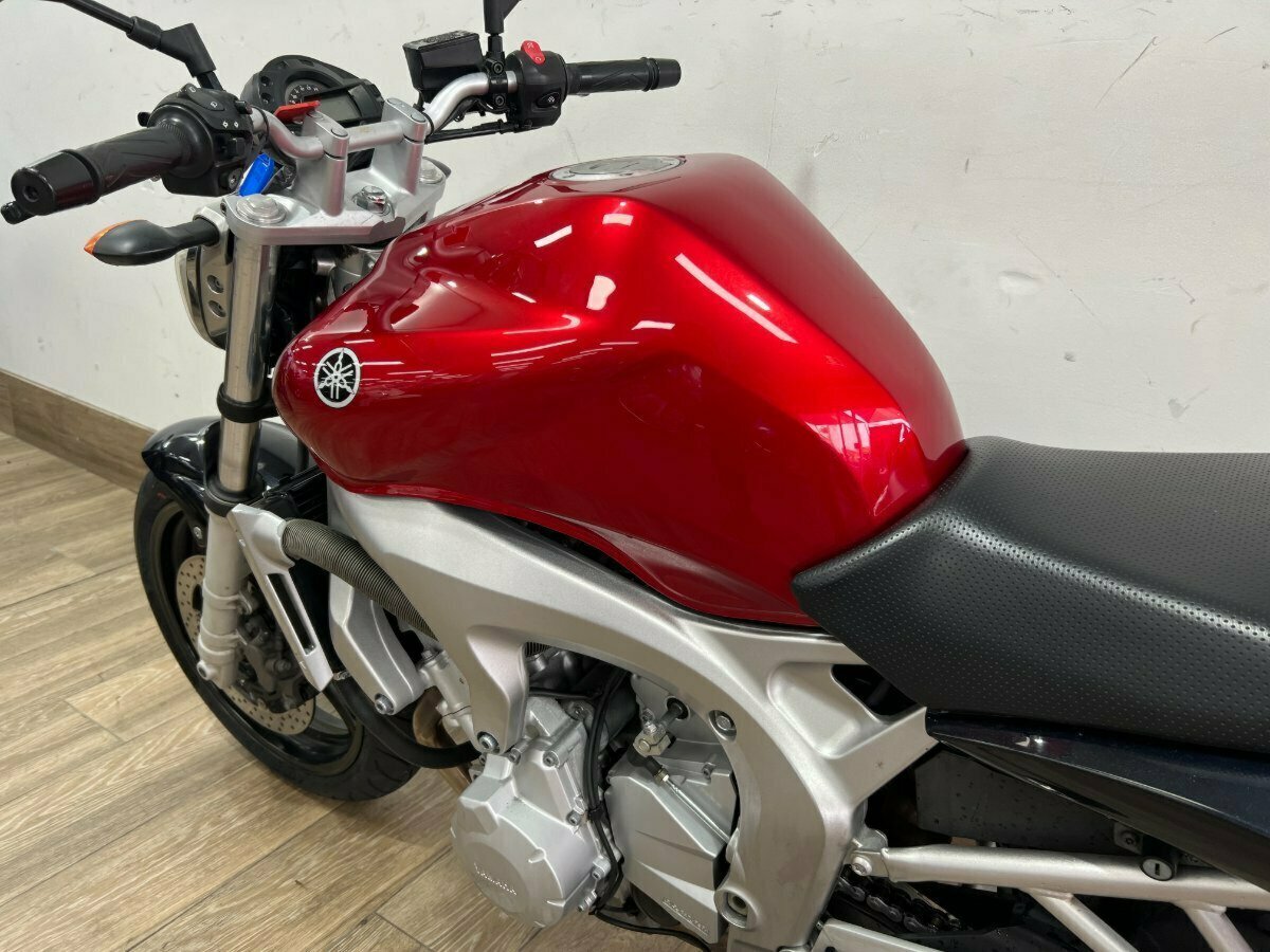 2005 YAMAHA FZ6N ROAD