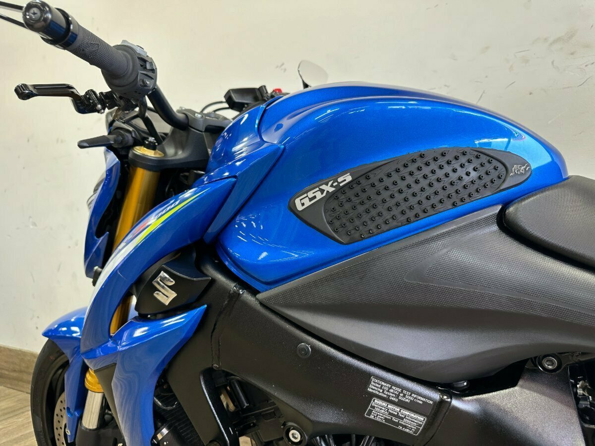 2016 SUZUKI GSX-S1000 ROAD