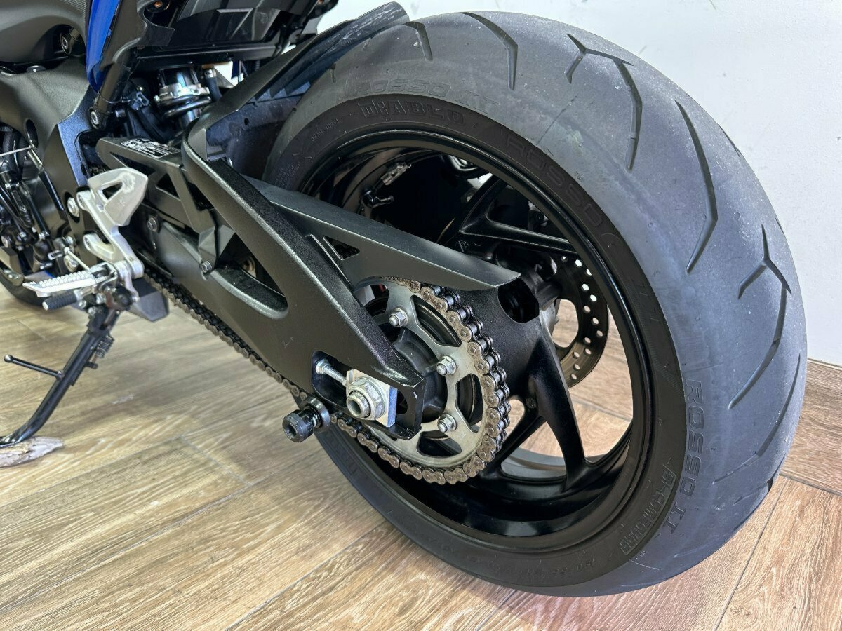 2016 SUZUKI GSX-S1000 ROAD