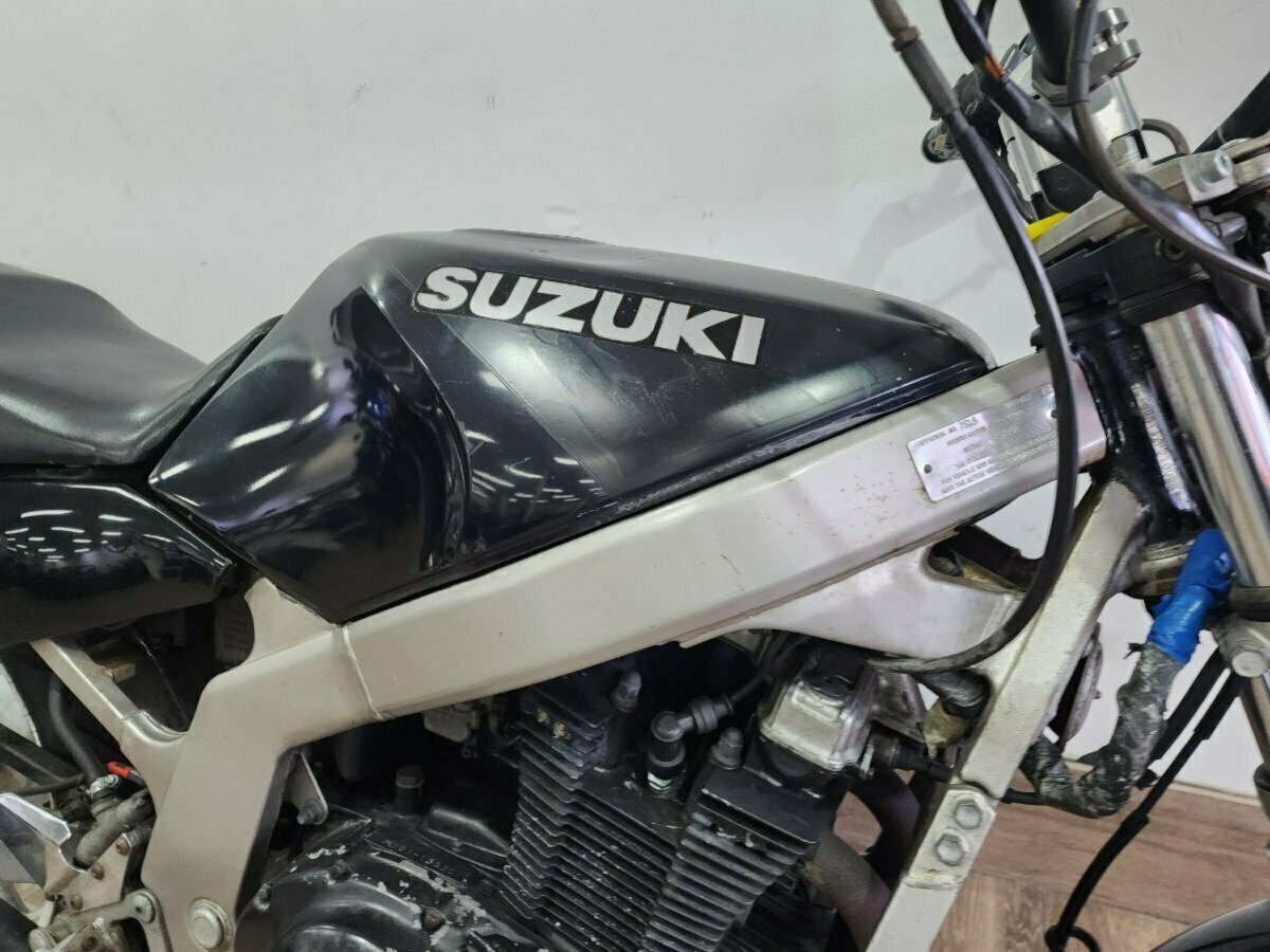 1992 SUZUKI GS500E ROAD