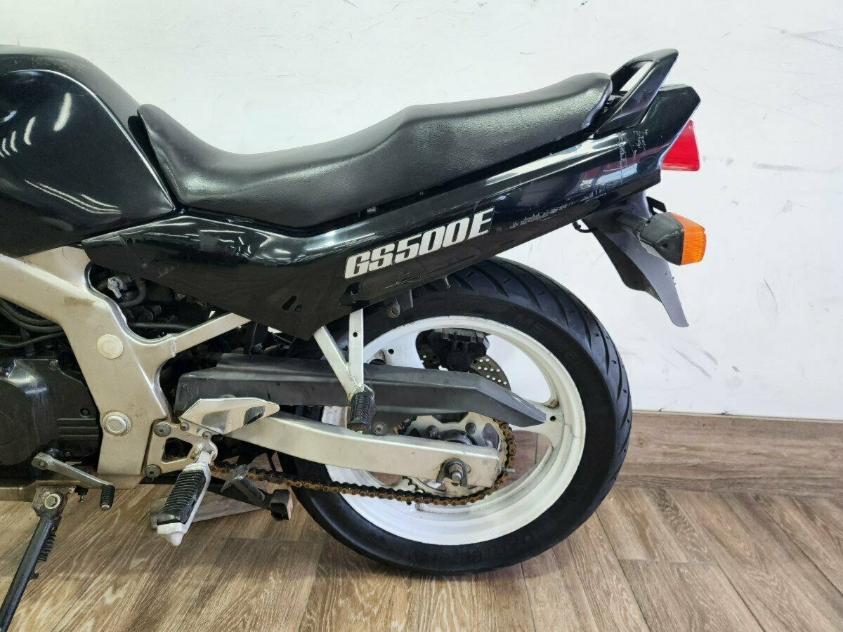 1992 SUZUKI GS500E ROAD