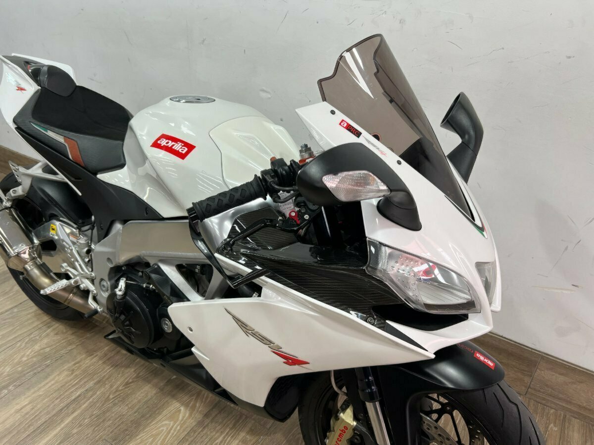 2010 APRILIA RSV4 R SPORTS