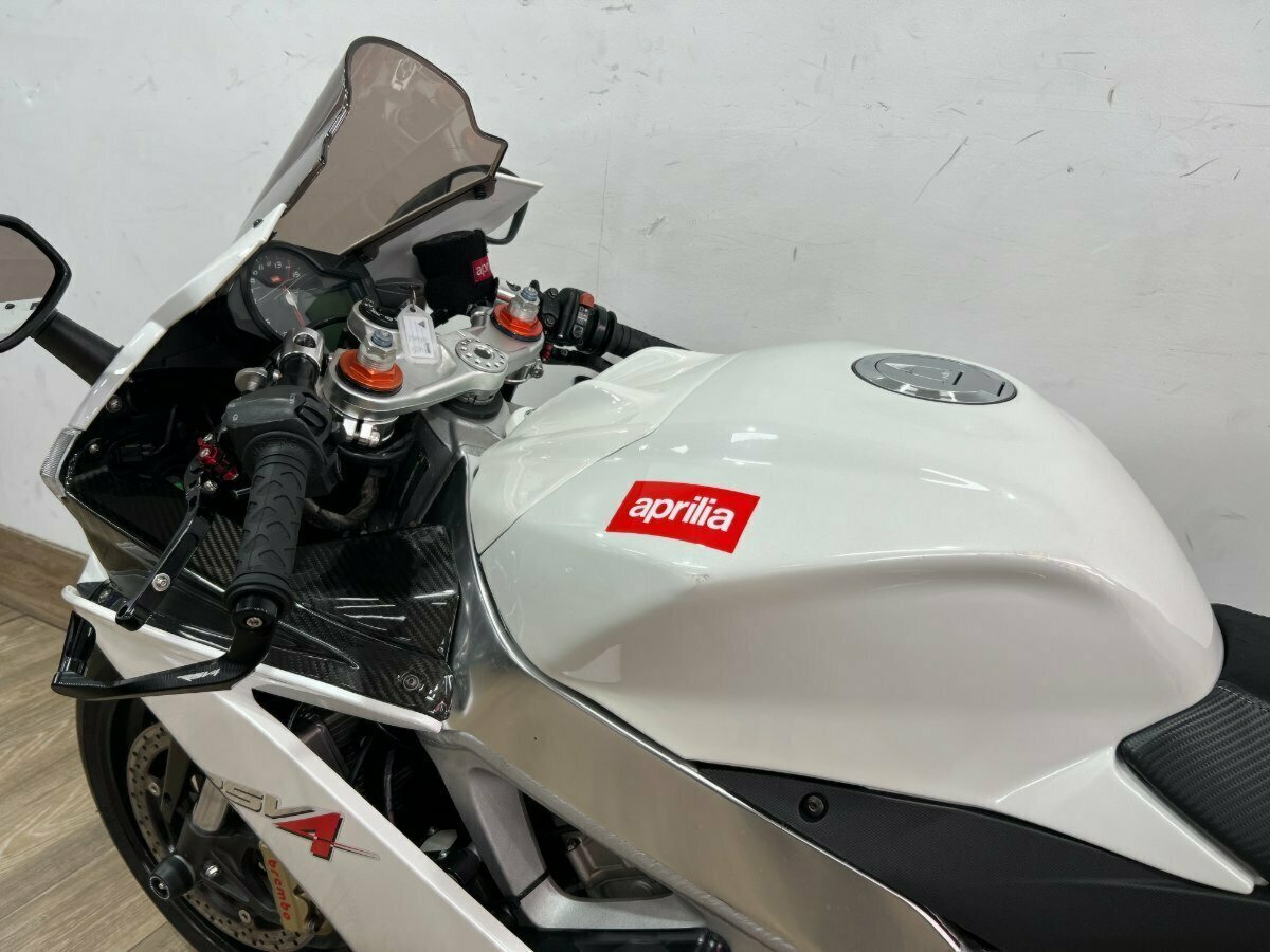 2010 APRILIA RSV4 R SPORTS