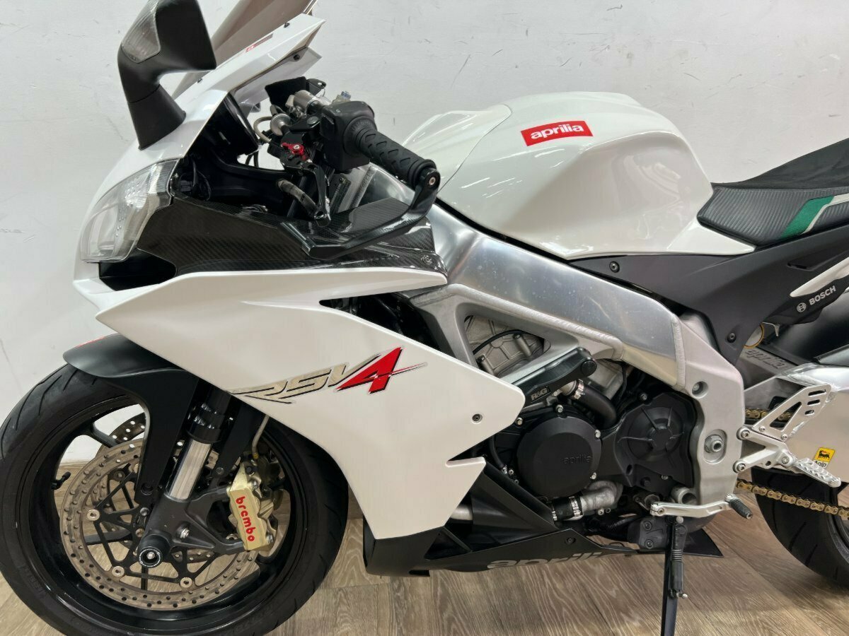 2010 APRILIA RSV4 R SPORTS