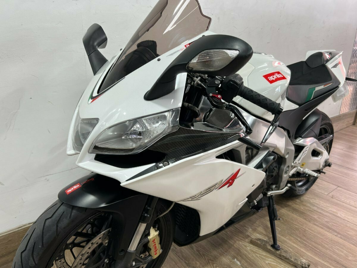 2010 APRILIA RSV4 R SPORTS