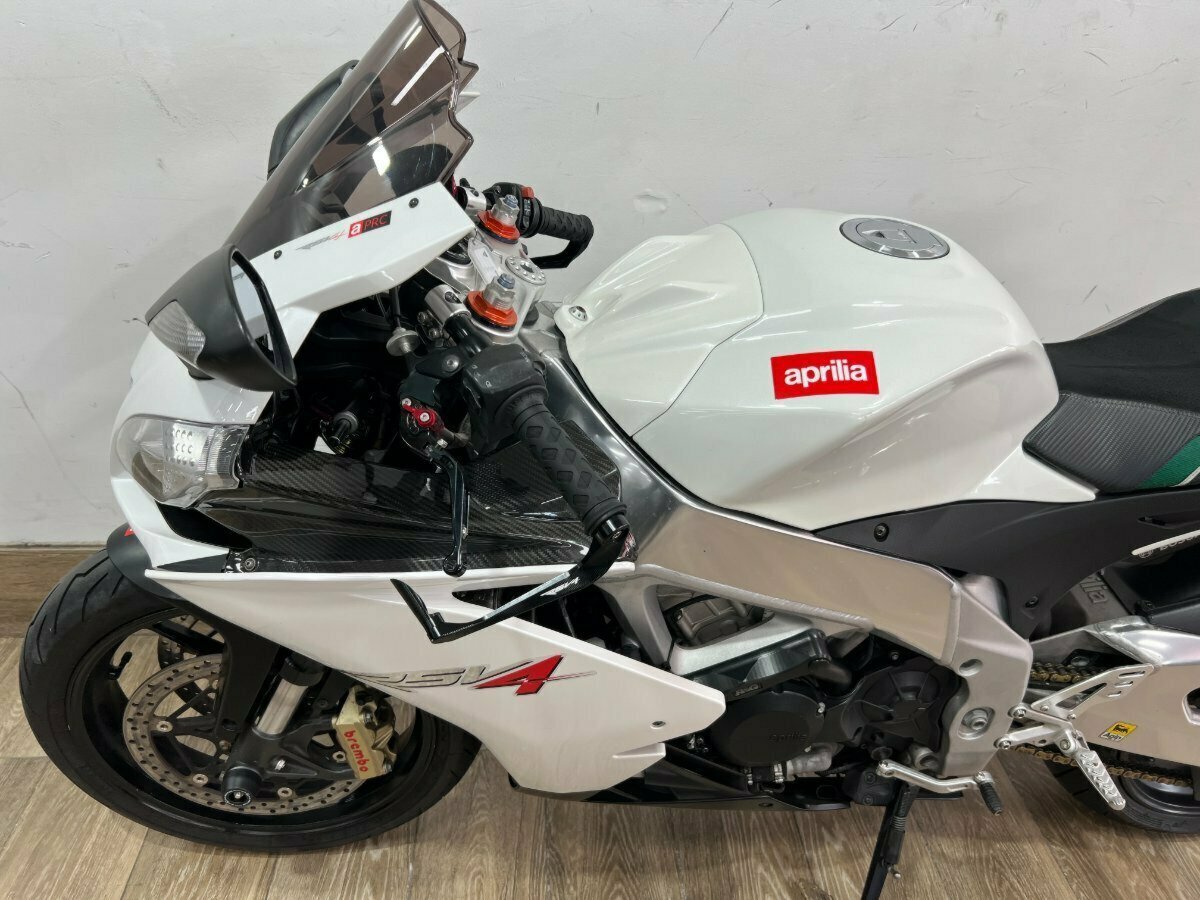 2010 APRILIA RSV4 R SPORTS