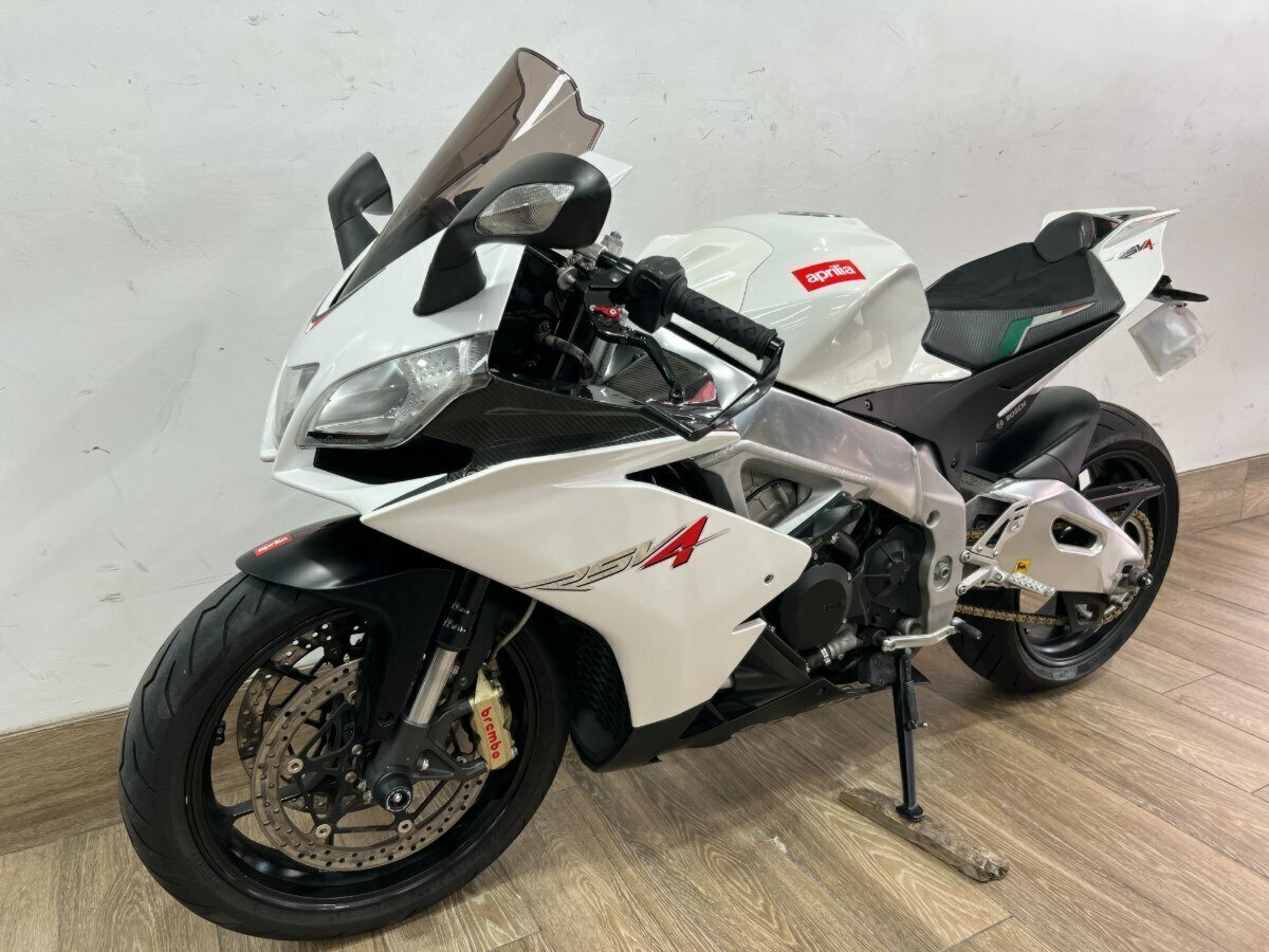 2010 APRILIA RSV4 R SPORTS