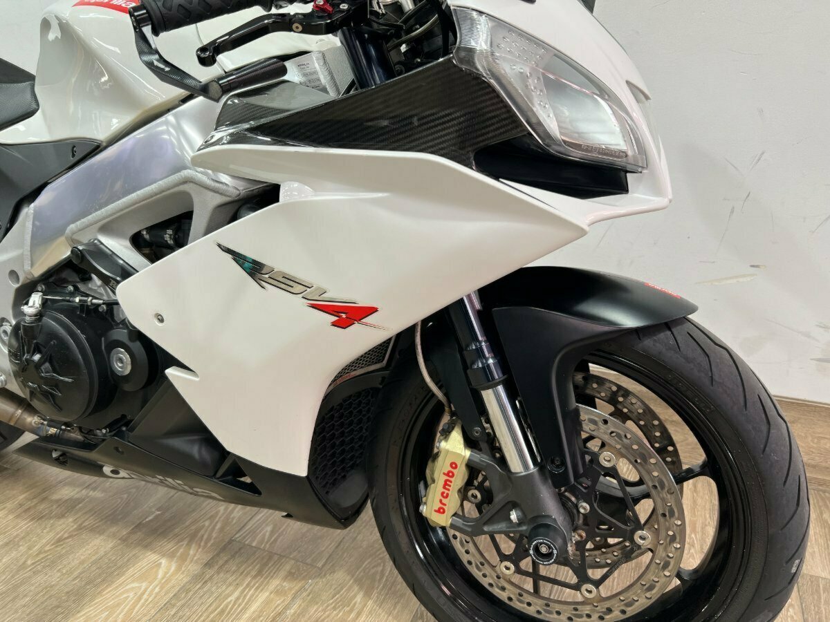 2010 APRILIA RSV4 R SPORTS