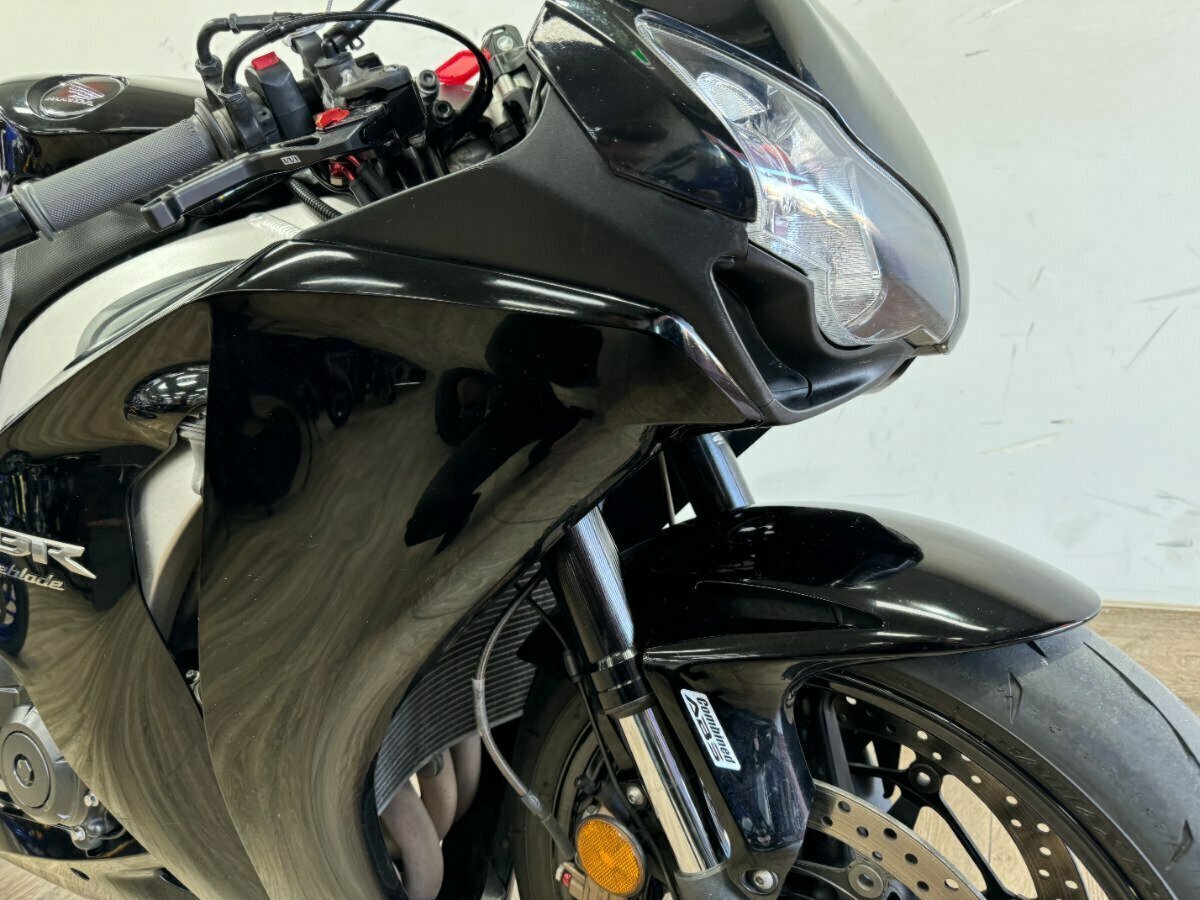 2011 HONDA CBR1000RR (FIREBLADE) SPORTS