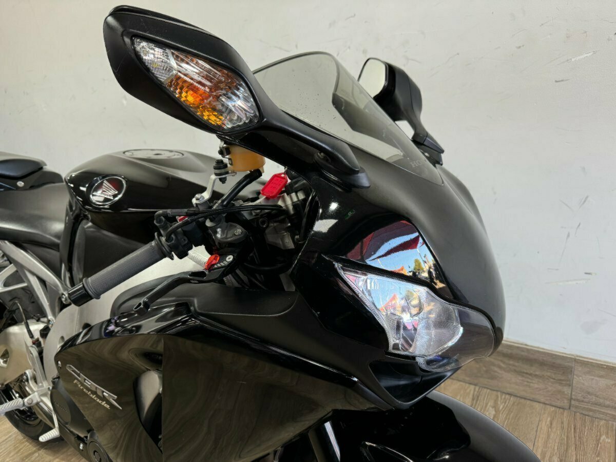 2011 HONDA CBR1000RR (FIREBLADE) SPORTS