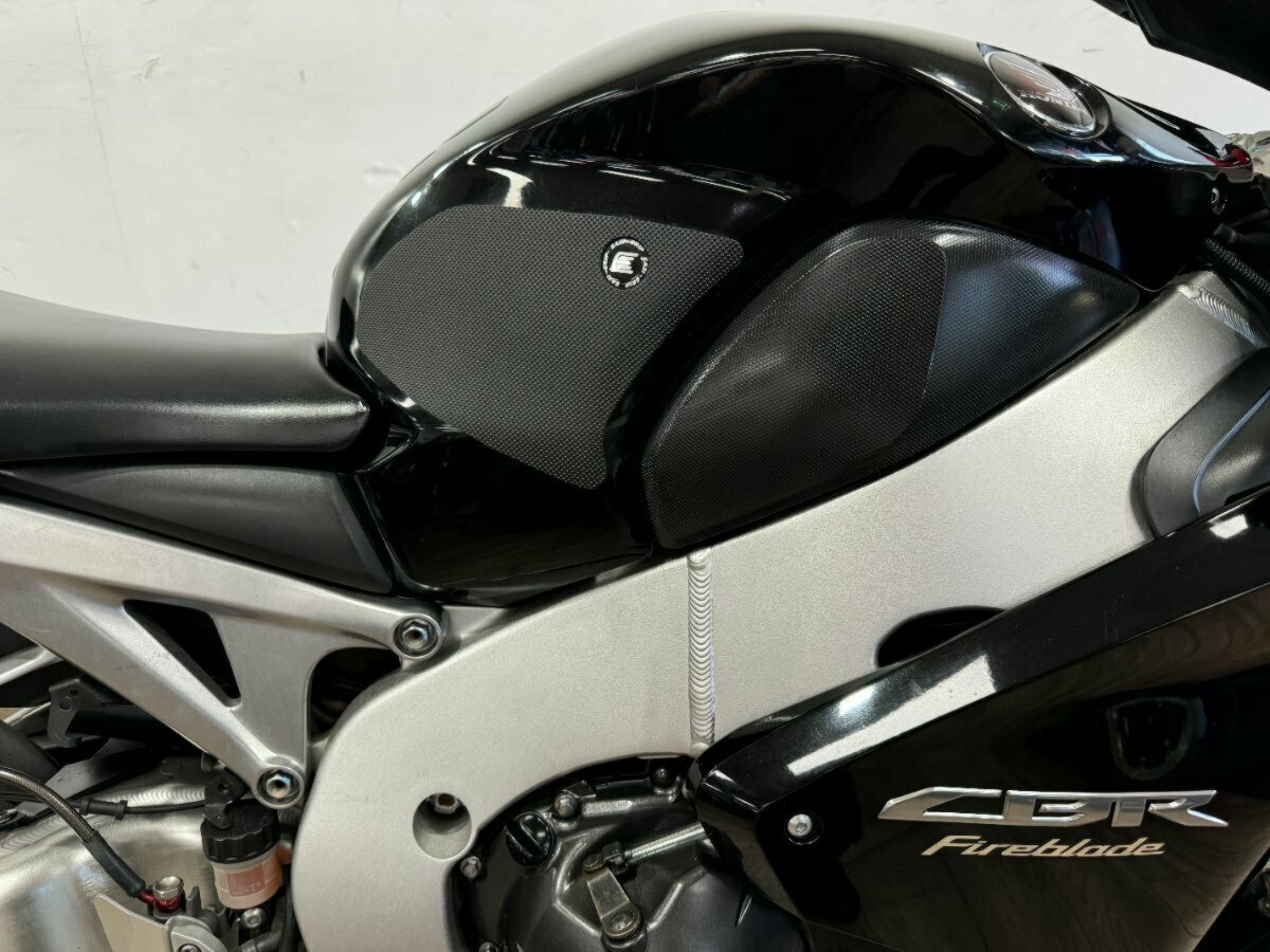 2011 HONDA CBR1000RR (FIREBLADE) SPORTS