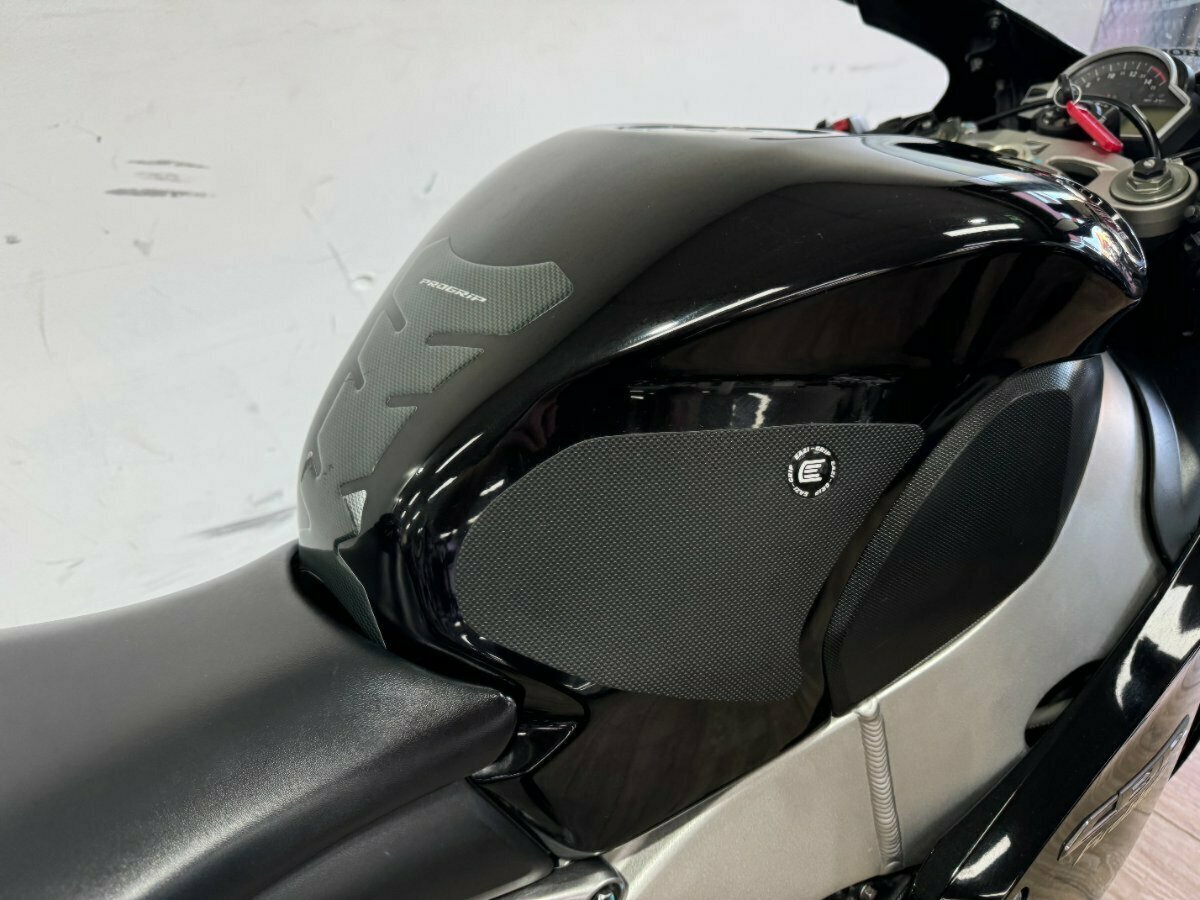 2011 HONDA CBR1000RR (FIREBLADE) SPORTS