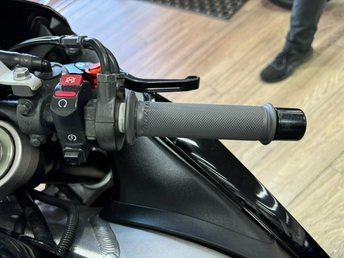 2011 HONDA CBR1000RR (FIREBLADE) SPORTS